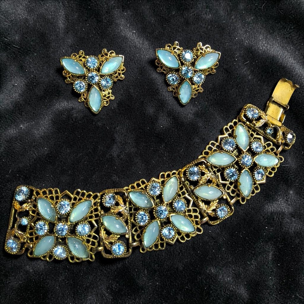 Signed Selro Corp Opaline Glass Rhinestone‎ Demi Parure Bracelet Earrings